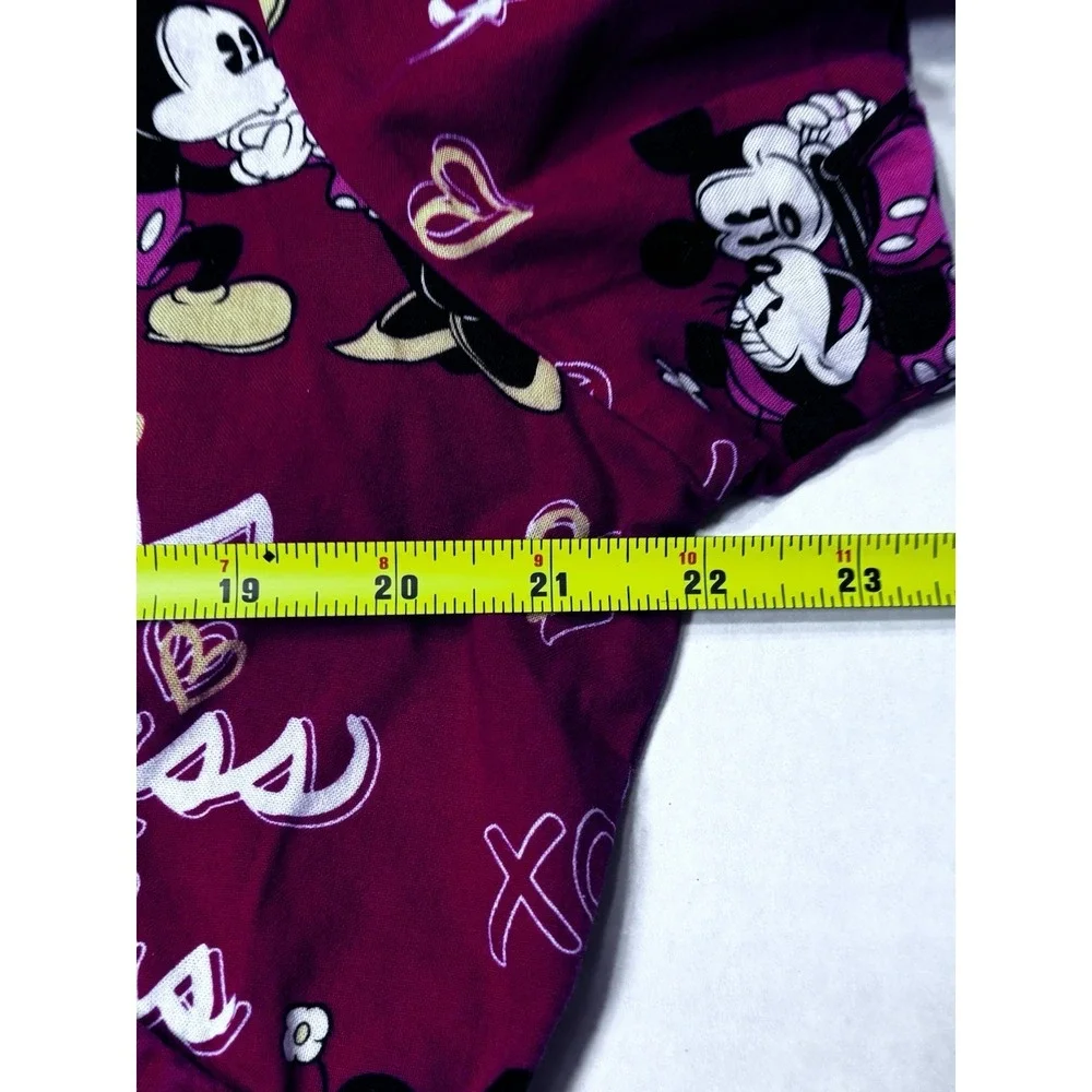 Disney Mickey Minnie Scrub Top Large Valentine XOXO Nurse Medical Uniform